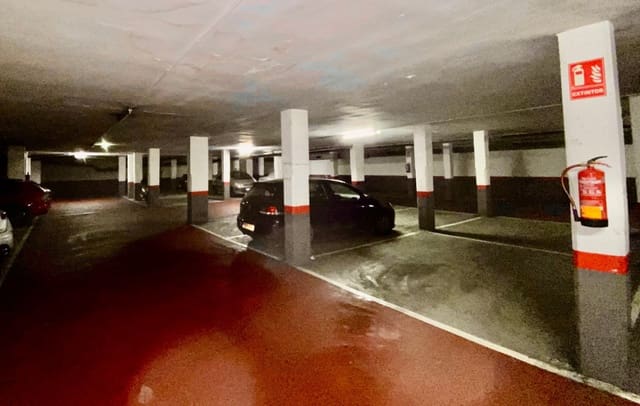 Garage till salu i Sant Andreu, Barcelona stad - 1 150 000 € (Ref: 9035534)