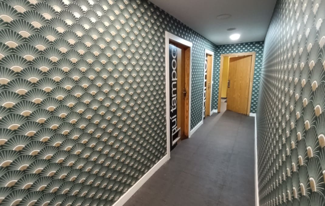 Restaurant/Bar til salg i Barcelona by - € 1.500.000 (Ref: 9035535)