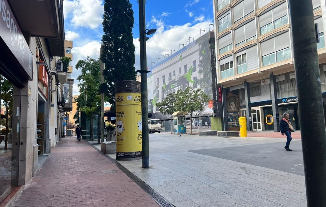 Restaurant/Bar til salg i Terrassa - € 1.500.000 (Ref: 9035536)