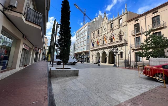 Restaurant/bar te koop in Terrassa - € 1.500.000 (Ref: 9035536)