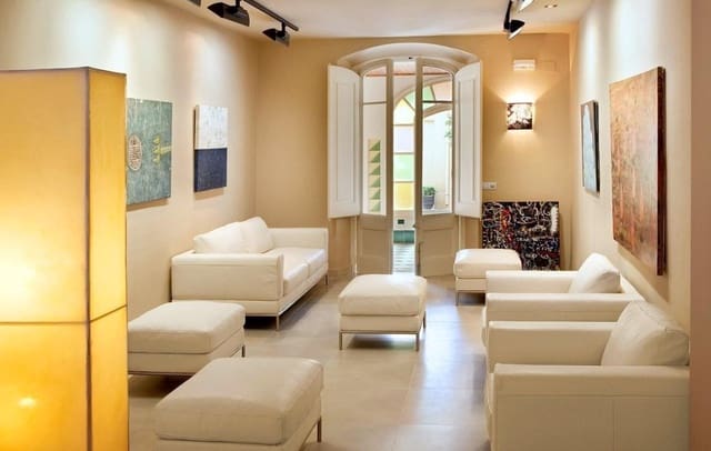 Hotel para venda em La Bisbal d'Empordà - 1 200 000 € (Ref: 9099433)