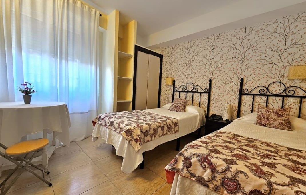 21 soveværelse Guesthouse/B & B til salg i Piedralaves - € 900.000 (Ref: 9099435)