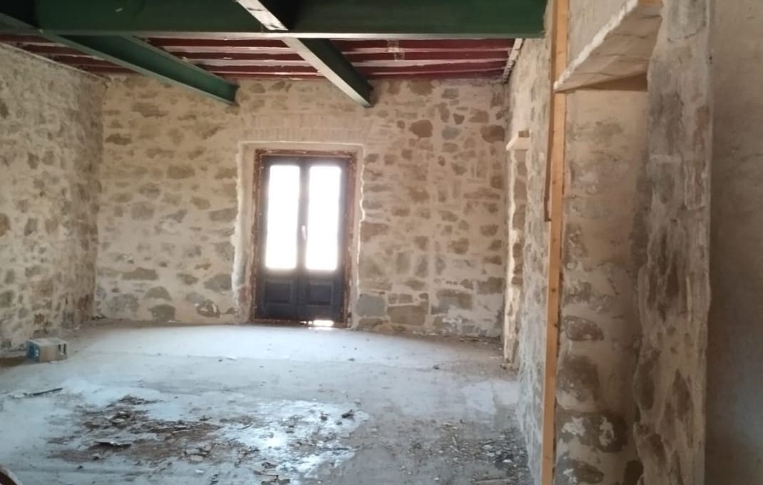 Finca/Landehus til salg i Lleida by - € 450.000 (Ref: 9170512)