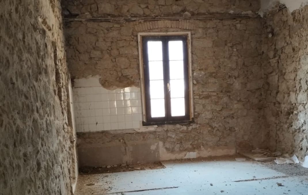 Finca/Landehus til salg i Lleida by - € 450.000 (Ref: 9170512)