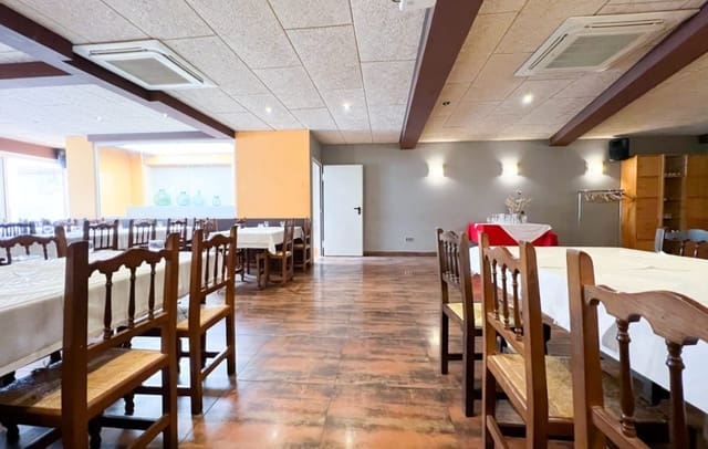 Hotel til salg i Santa Coloma de Queralt - € 2.100.000 (Ref: 9175666)