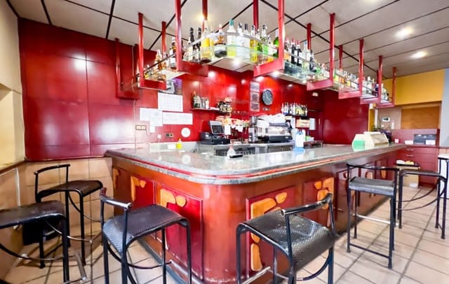 Hotell till salu i Santa Coloma de Queralt - 2 100 000 € (Ref: 9175666)