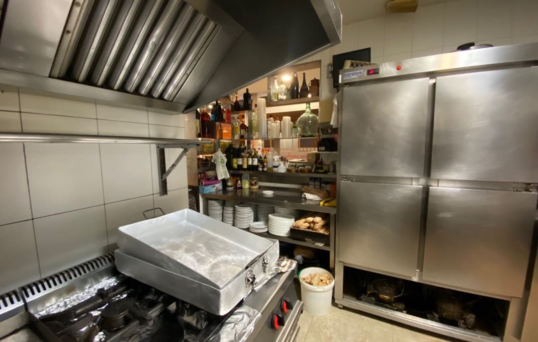 Hotel in vendita in Pineda de Mar - 1.350.000 € (Rif: 9175668)