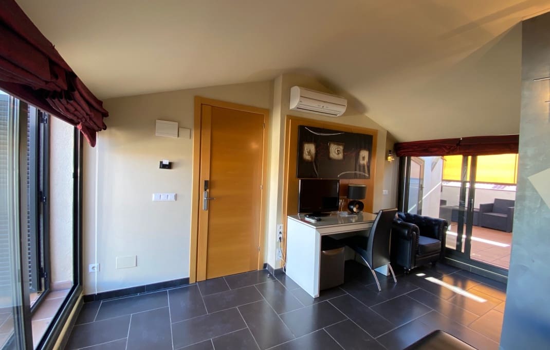 Hotel in vendita in Pineda de Mar - 1.350.000 € (Rif: 9175668)