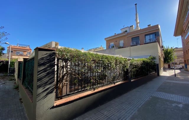 Hotel in vendita in Pineda de Mar - 1.350.000 € (Rif: 9175668)