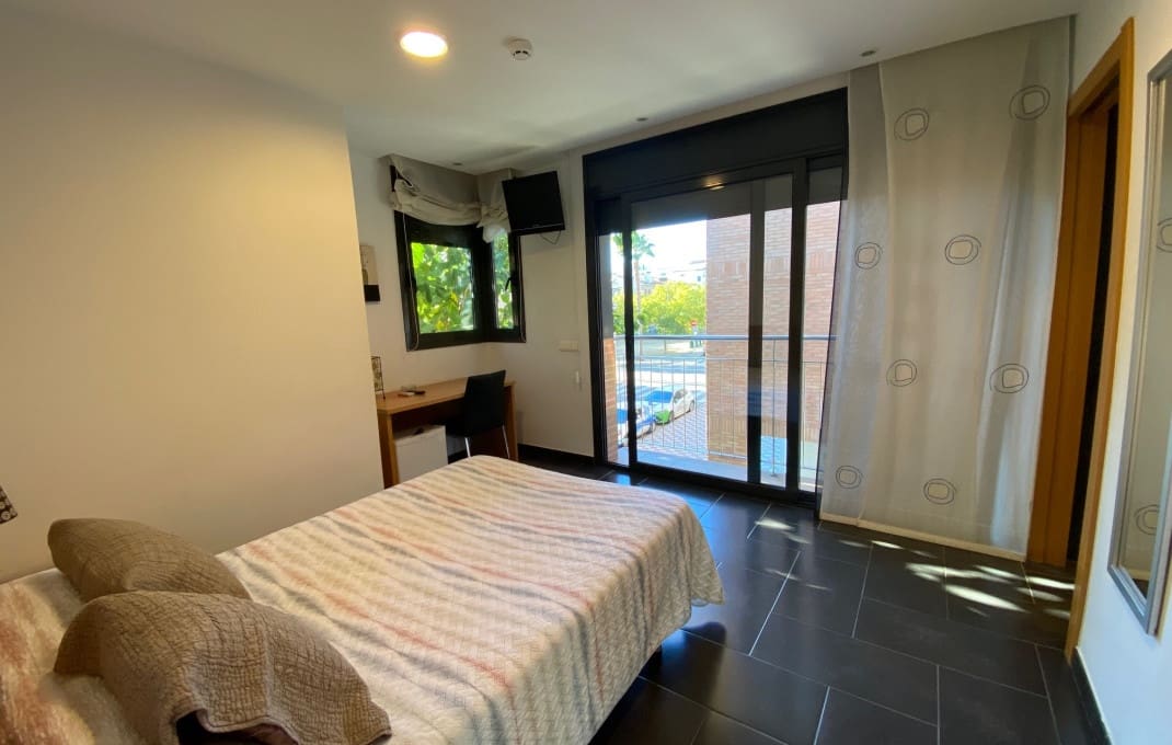 Hotel in vendita in Pineda de Mar - 1.350.000 € (Rif: 9175668)