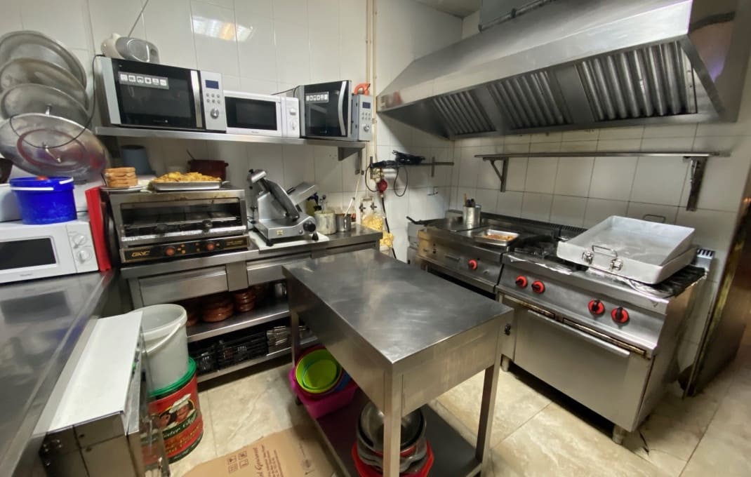 Hotel in vendita in Pineda de Mar - 1.350.000 € (Rif: 9175668)