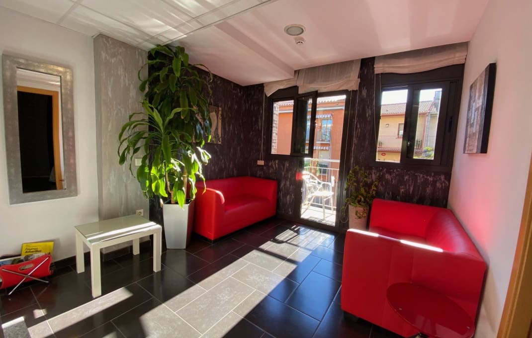 Hotel in vendita in Pineda de Mar - 1.350.000 € (Rif: 9175668)