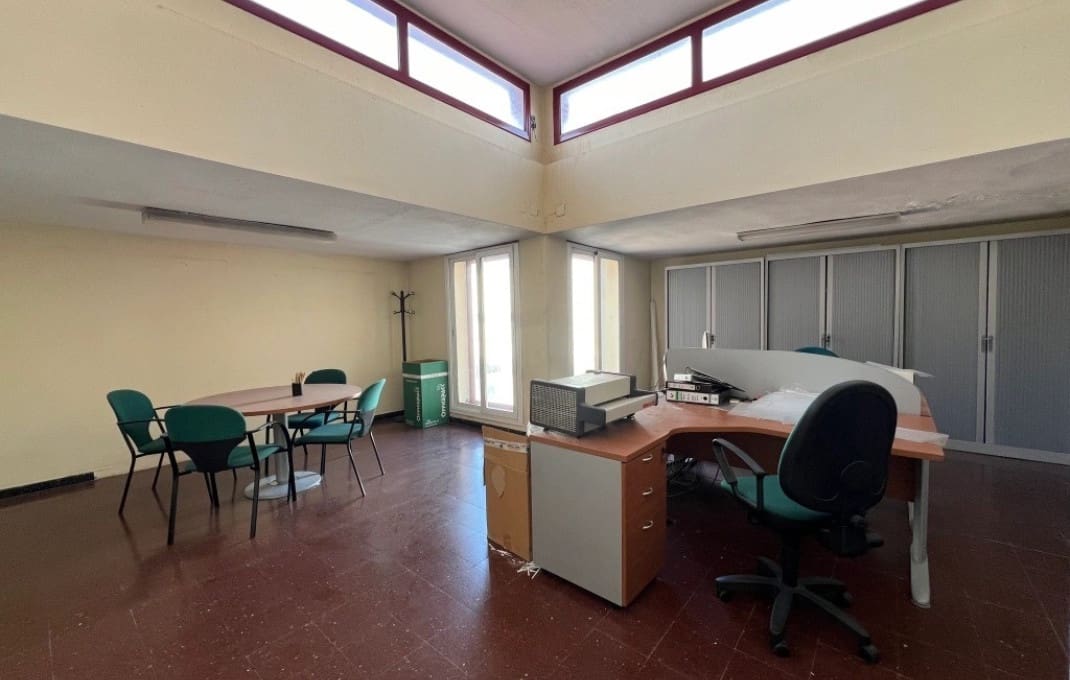 Kontor til salg i Llica d'Amunt - € 4.400.000 (Ref: 9175670)