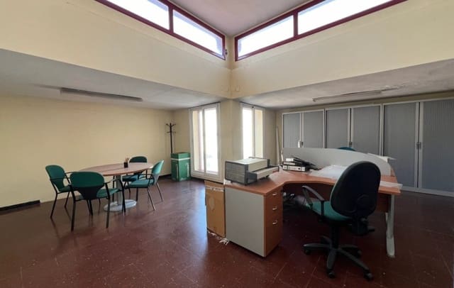 Ufficio in vendita in Lliçà d'Amunt - 4.400.000 € (Rif: 9175670)