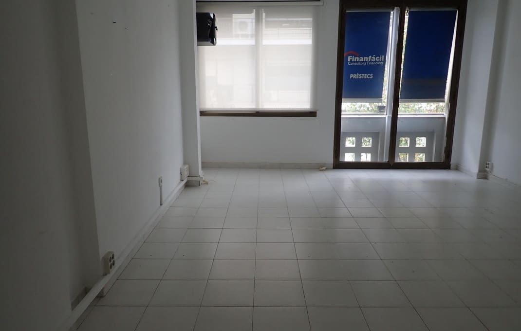 Erhverv til salg i Granollers - € 1.750.000 (Ref: 9175671)