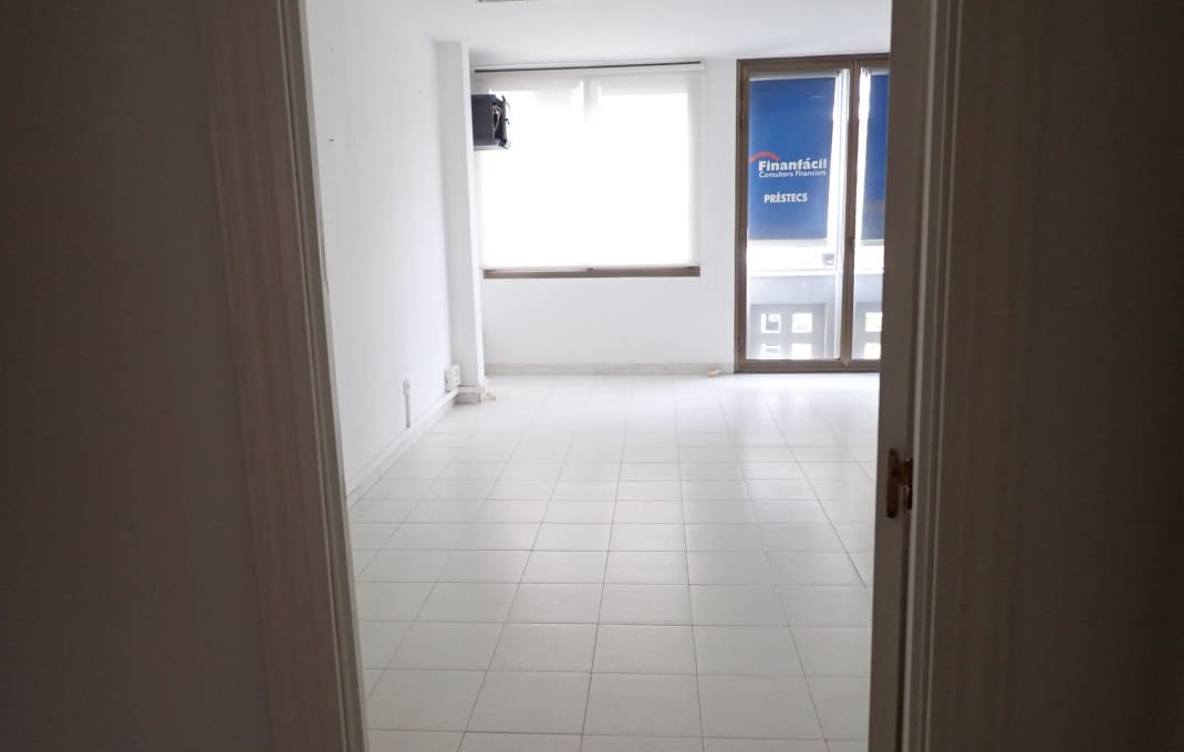 Erhverv til salg i Granollers - € 1.750.000 (Ref: 9175671)