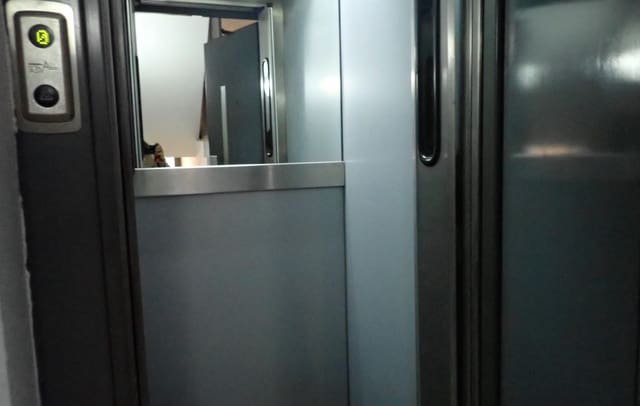 Commercieel te koop in Granollers - € 1.750.000 (Ref: 9175671)