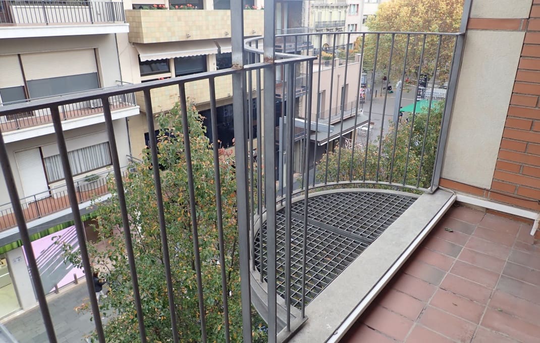 Erhverv til salg i Granollers - € 1.750.000 (Ref: 9175671)