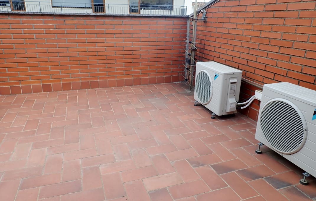 Erhverv til salg i Granollers - € 1.750.000 (Ref: 9175671)