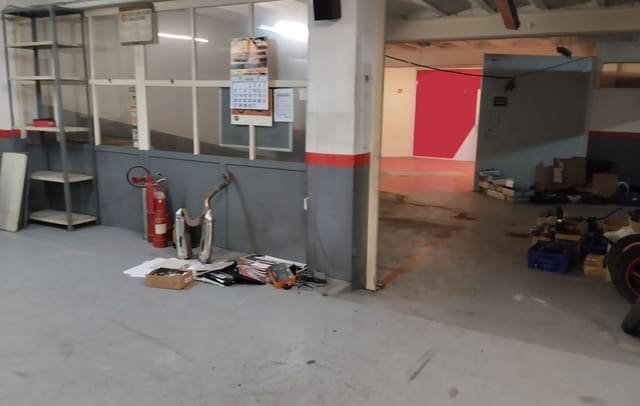 Erhverv til salg i Girona by - € 995.000 (Ref: 9175672)