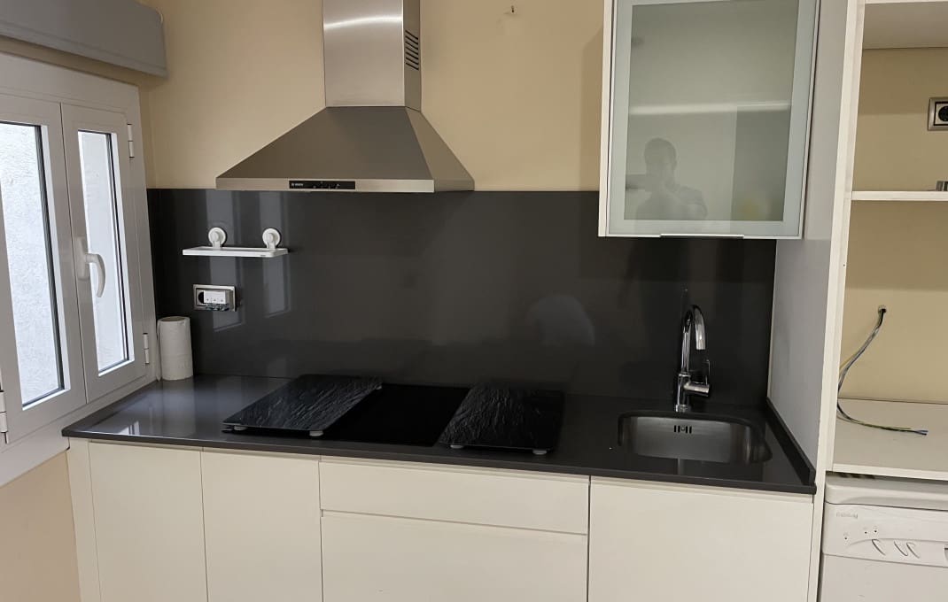 Restaurant/Bar til salgs i Barcelona by - € 1 600 000 (Ref: 9175678)