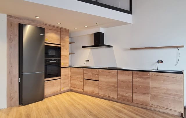 5 bedroom Hotel for sale in Lleida city - € 1,100,000 (Ref: 9186236)