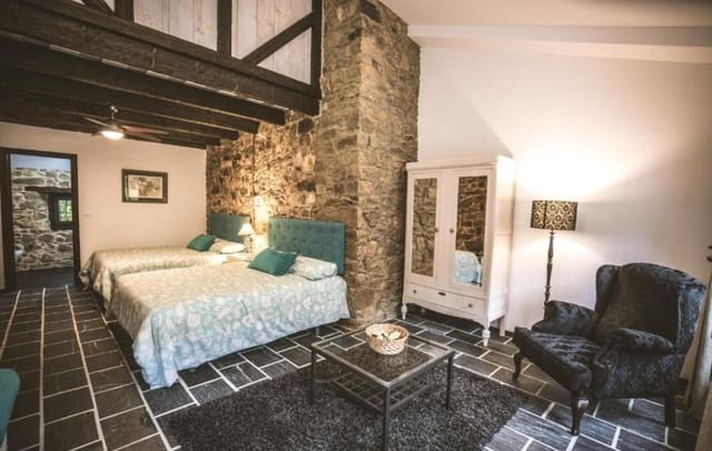 7 camera da letto Hotel in vendita in León città con piscina - 800.000 € (Rif: 9187648)