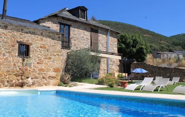 7 camera da letto Hotel in vendita in León città con piscina - 800.000 € (Rif: 9187648)