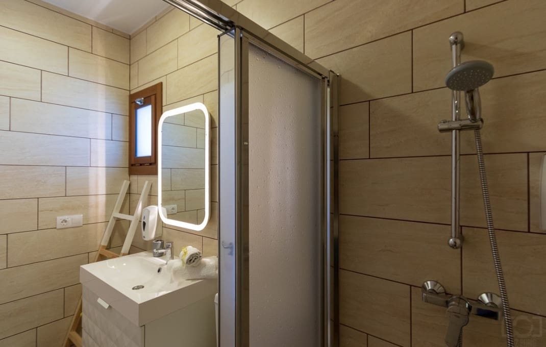 9 soveværelse Hotel til salg i Almeria by med swimmingpool - € 2.200.000 (Ref: 9296394)