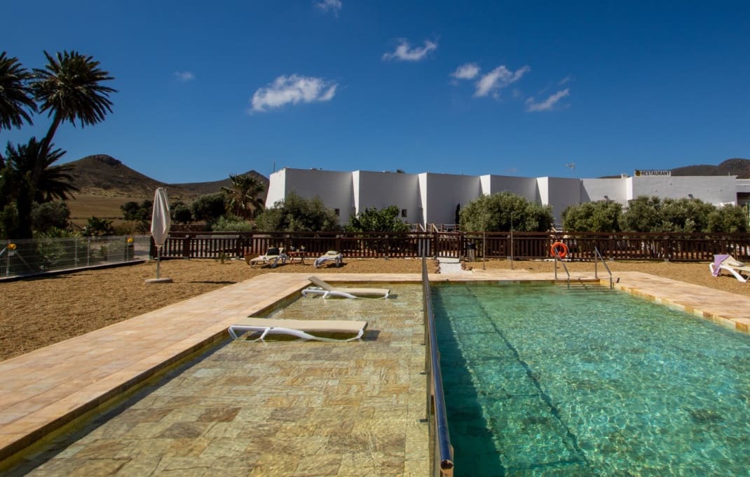 9 soveværelse Hotel til salg i Almeria by med swimmingpool - € 2.200.000 (Ref: 9296394)