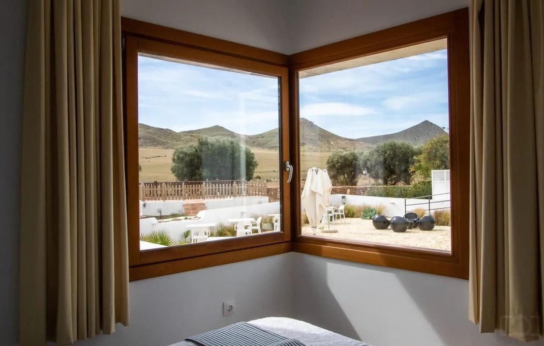 9 soveværelse Hotel til salg i Almeria by med swimmingpool - € 2.200.000 (Ref: 9296394)