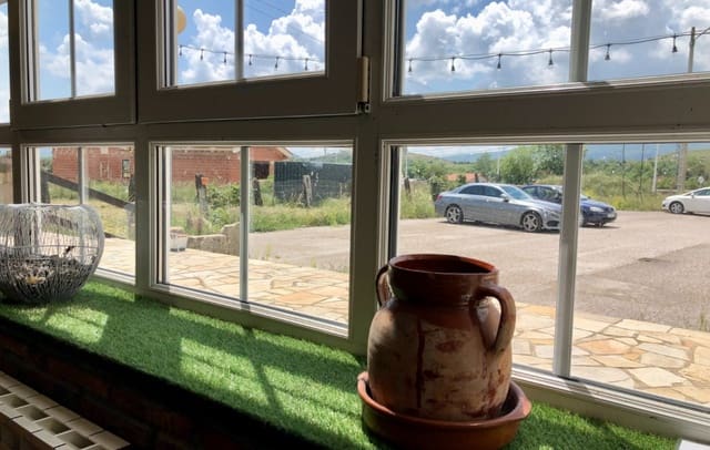 14 bedroom Hotel for sale in Reinosa - € 450,000 (Ref: 9301506)