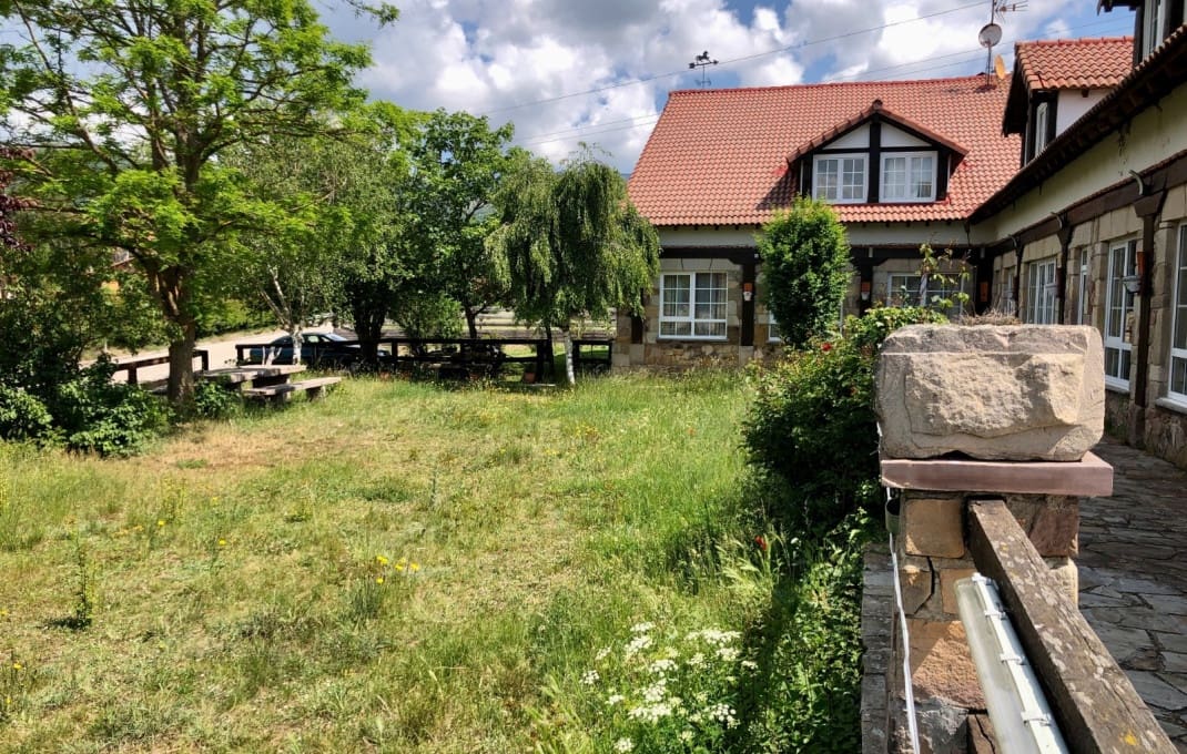 14 soveværelse Hotel til salg i Reinosa - € 450.000 (Ref: 9301506)