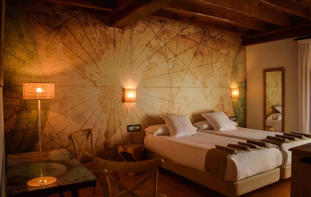 14 slaapkamer Hotel te koop in Cartes - € 1.750.000 (Ref: 9329547)