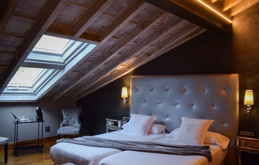 14 slaapkamer Hotel te koop in Cartes - € 1.750.000 (Ref: 9329547)