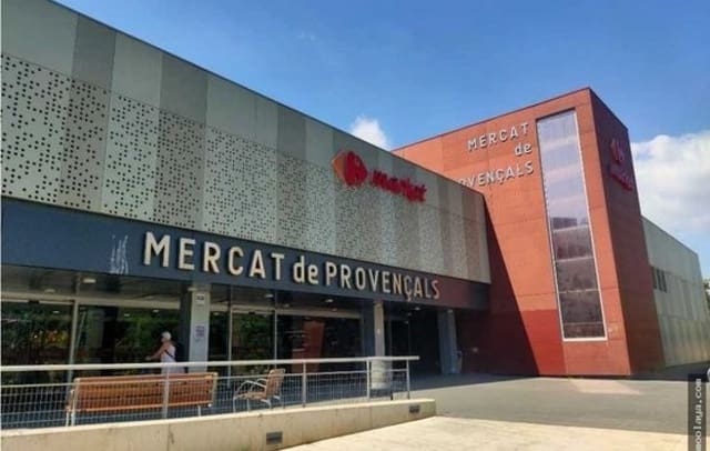 Local Comercial en Sant Martí, Barcelona ciudad en venta - 2.000.000 € (Ref: 9343787)