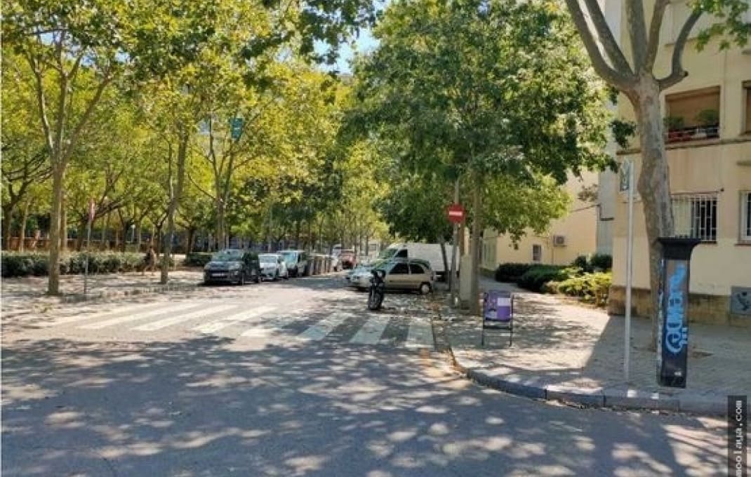 Local Comercial en Barcelona ciudad en venta - 2.000.000 € (Ref: 9343787)