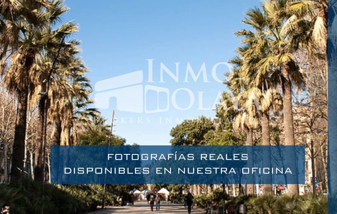 Kommersiell til salgs i Barcelona by - € 960 000 (Ref: 9343789)