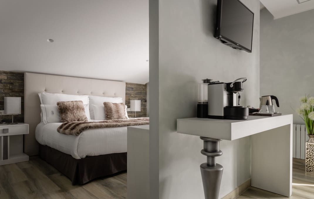 48 slaapkamer Hotel te koop in Lerid stad - € 10.000.000 (Ref: 9396883)