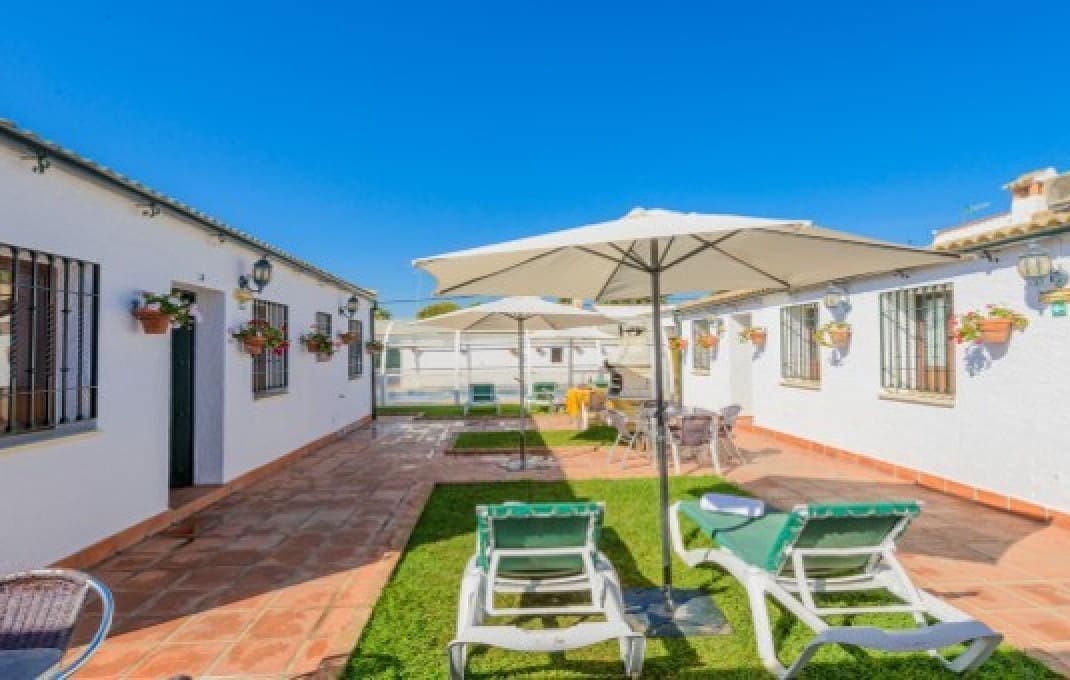 10 slaapkamer Finca/Landhuis te koop in Cordoba stad met zwembad - € 450.000 (Ref: 9415100)