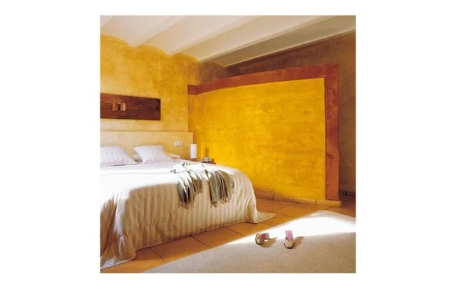 9 bedroom Guesthouse/B & B for sale in Castelló de la Plana - € 995,000 (Ref: 9416128)