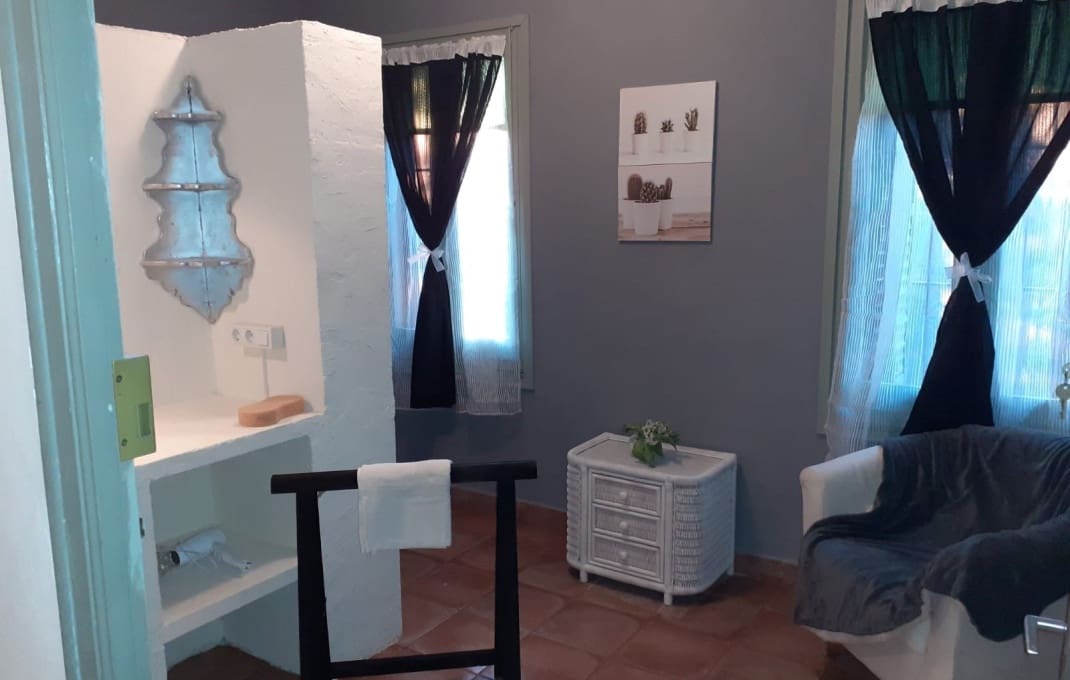 16 camera da letto Hotel in vendita in Santa Cristina d'Aro - 1.750.000 € (Rif: 9466179)