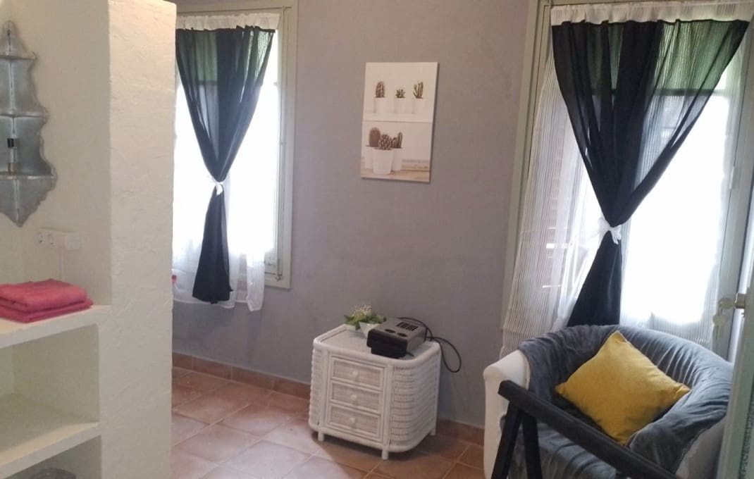 16 camera da letto Hotel in vendita in Santa Cristina d'Aro - 1.750.000 € (Rif: 9466179)