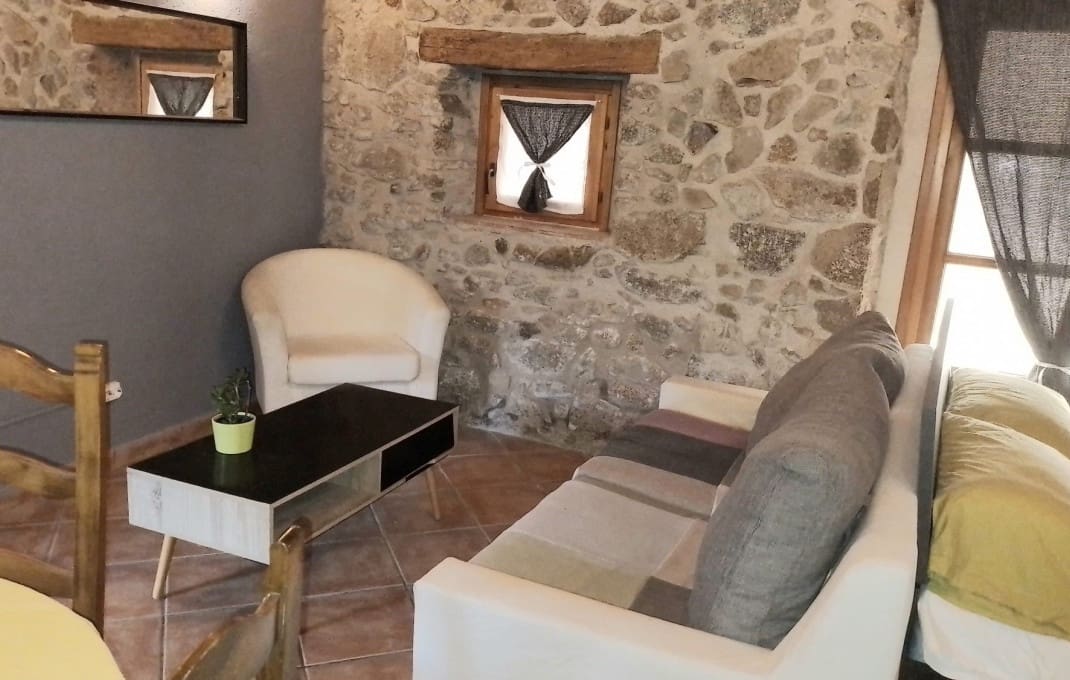 16 camera da letto Hotel in vendita in Santa Cristina d'Aro - 1.750.000 € (Rif: 9466179)