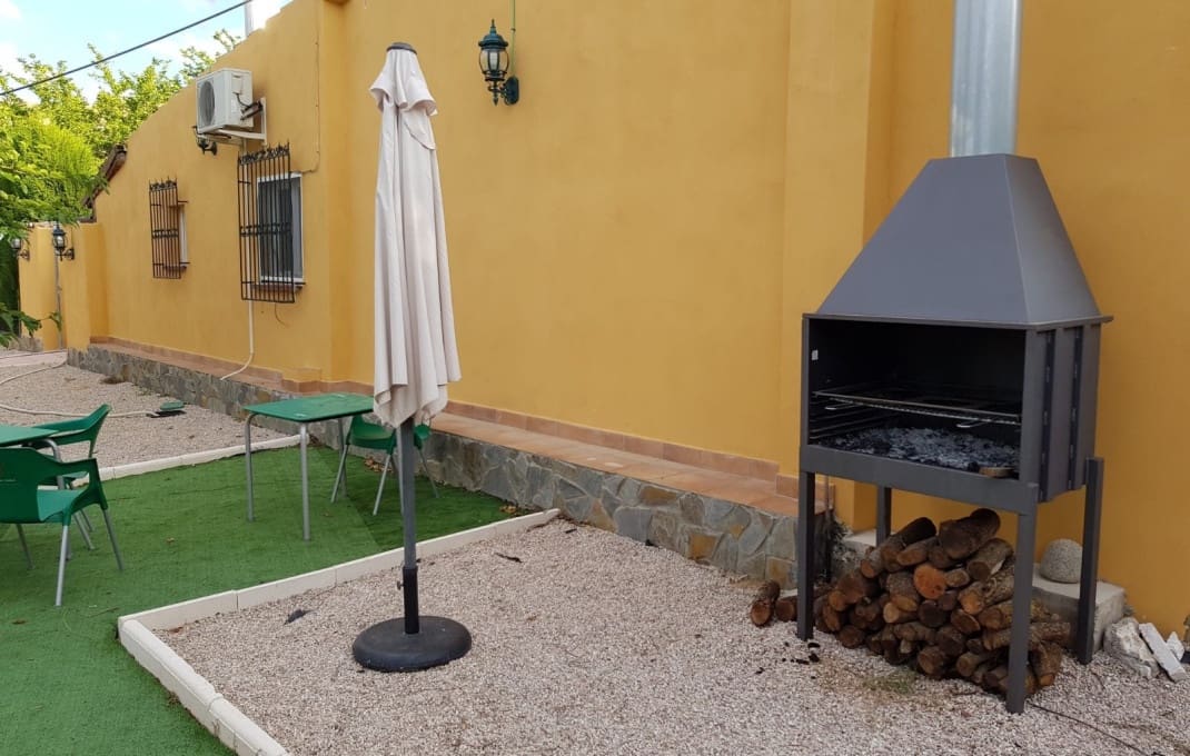 15 makuuhuone Maalaistalo myytävänä paikassa Albacete kaupunki mukana uima-altaan - 700 000 € (Ref: 9510200)