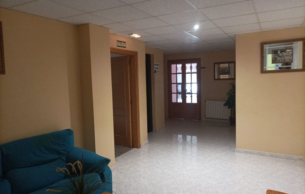 32 bedroom Hotel for sale in Castello de la Plana - € 2,100,000 (Ref: 9549896)