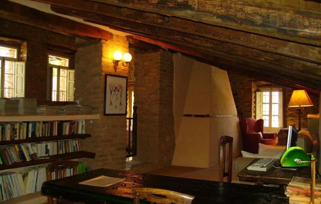 8 quarto Hotel para venda em Cidade Real cidade - 700 000 € (Ref: 9549897)