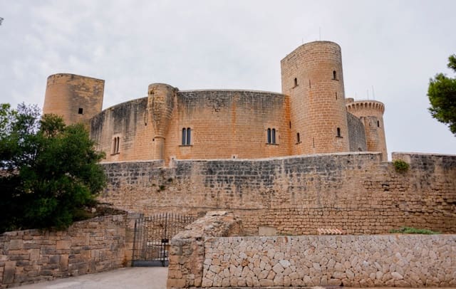 70 quarto Hotel para venda em Santa Ponsa, Calvià com piscina - 9 400 000 € (Ref: 9549898)