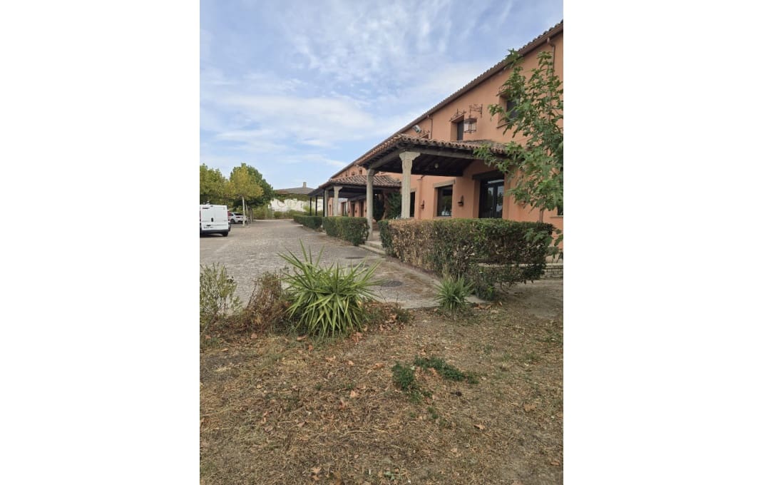 26 bedroom Hotel for sale in Toledo city - € 1,400,000 (Ref: 9549901)