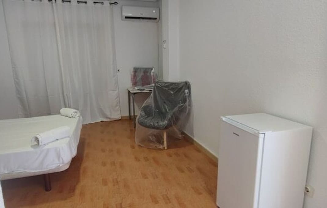 24 makuuhuone Hotelli myytävänä paikassa San Pedro del Pinatar - 3 000 000 € (Ref: 9549902)